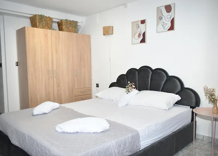 Ni & Νa Apartment